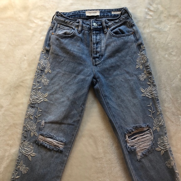 PacSun Embroidered Floral & Distressed Mom Jean - Picture 3 of 12